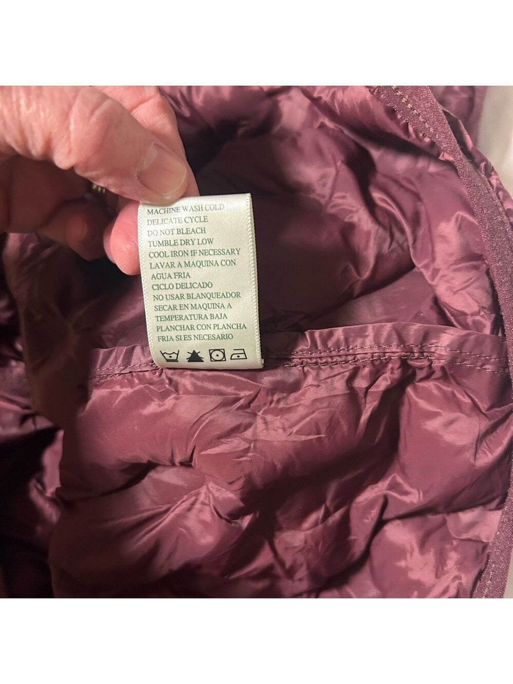 Tangerine Women's Sleeveless Winter Jacket Vest Size XL Quilted Puffer Burgundy - Picture 9 of 11